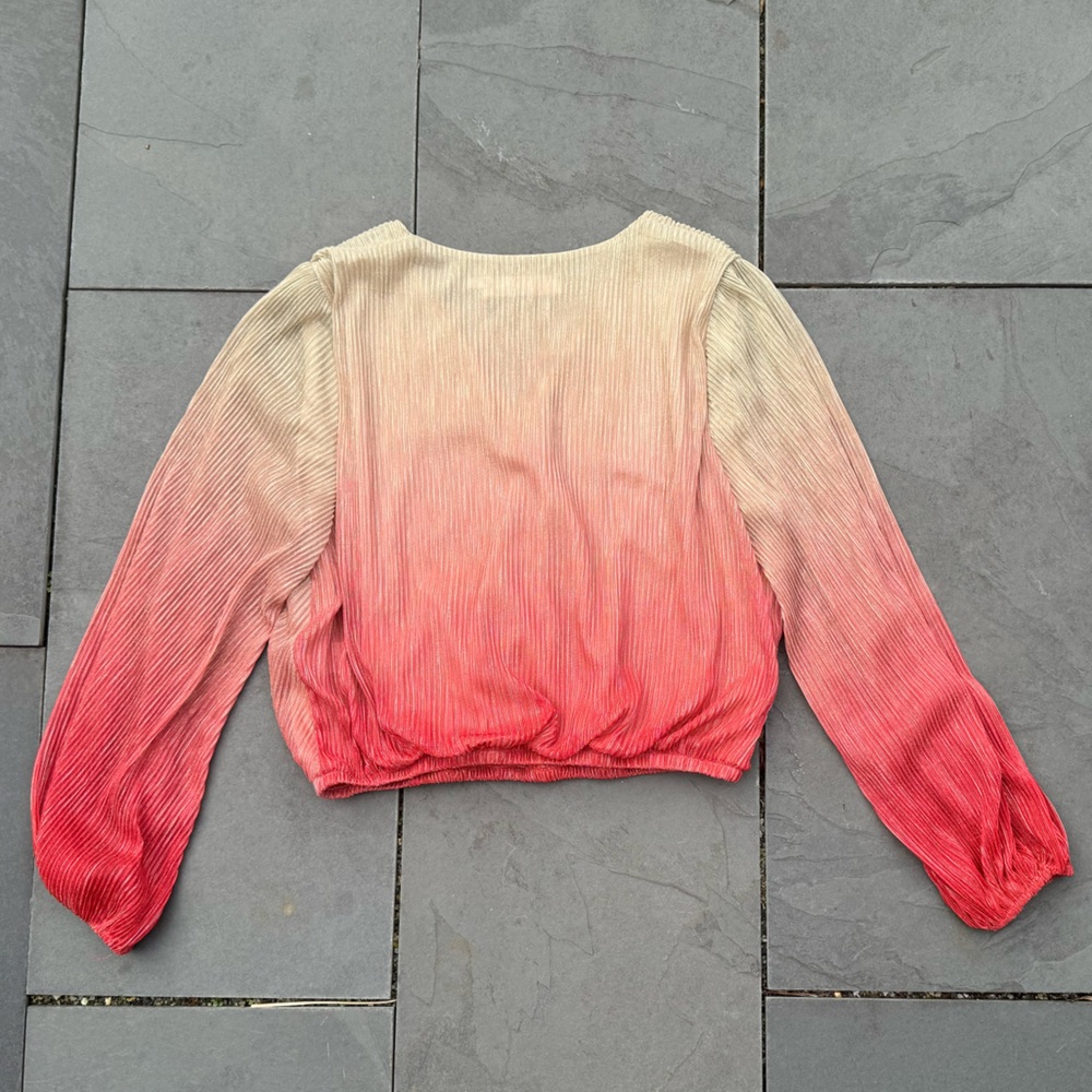 ASTR the Label Pleated Long‎ Sleeve Surplice Red and Gold Top Size M - Picture 3 of 5